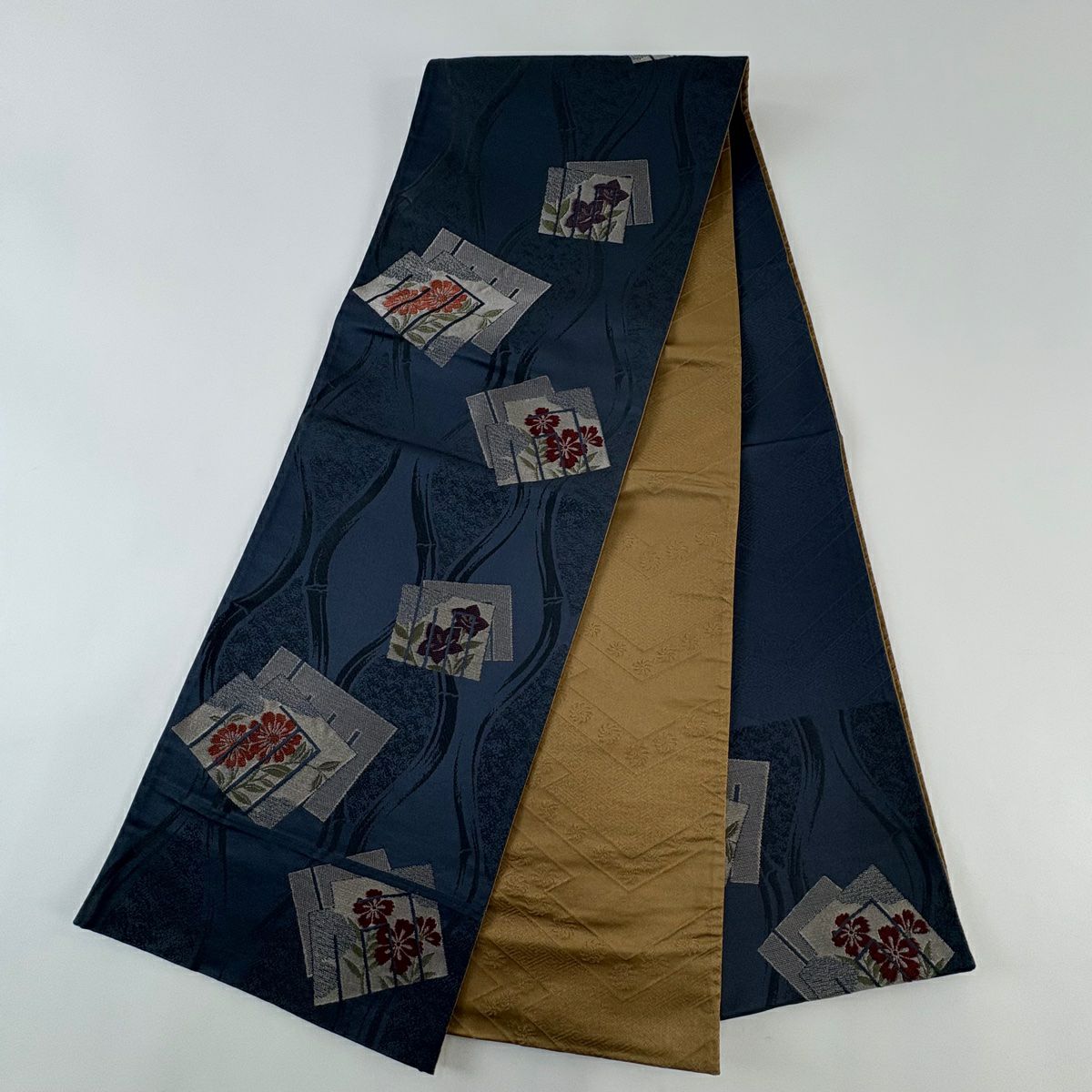 【美品】 袋帶 名古屋帶 秀品級 源氏香 草花紋紋 金糸 深藍 化纖