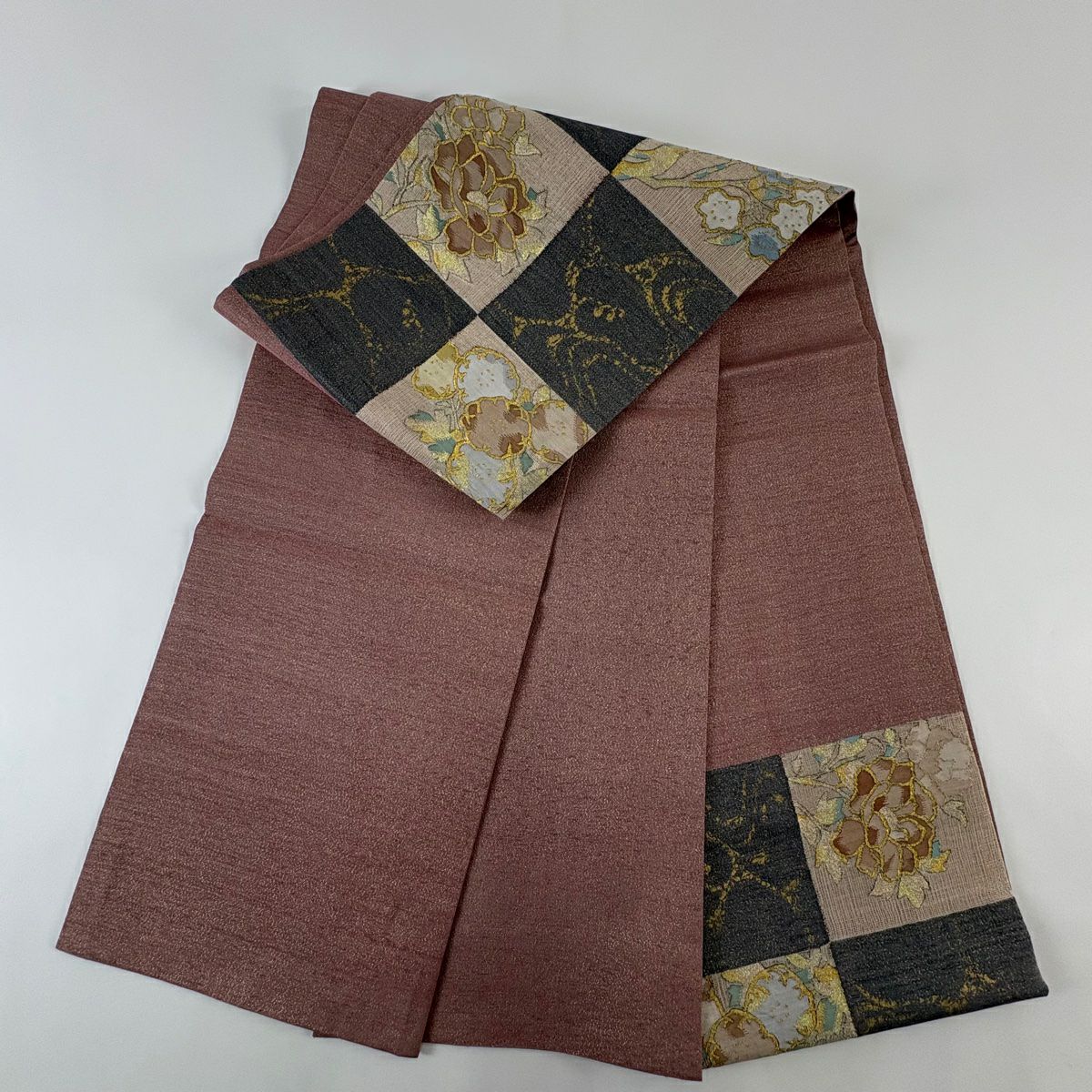 【美品】 袋帶 秀品級 草花紋紋 市松樹 金絲 金銀彩 粉米色 大鼓圖案 純蠶絲