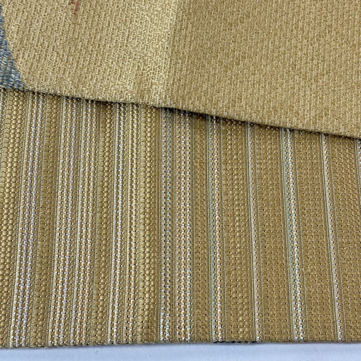 【美品】 袋帶 秀品級 幾何圖案 金金箔 淡黃土色 六通 純蠶絲