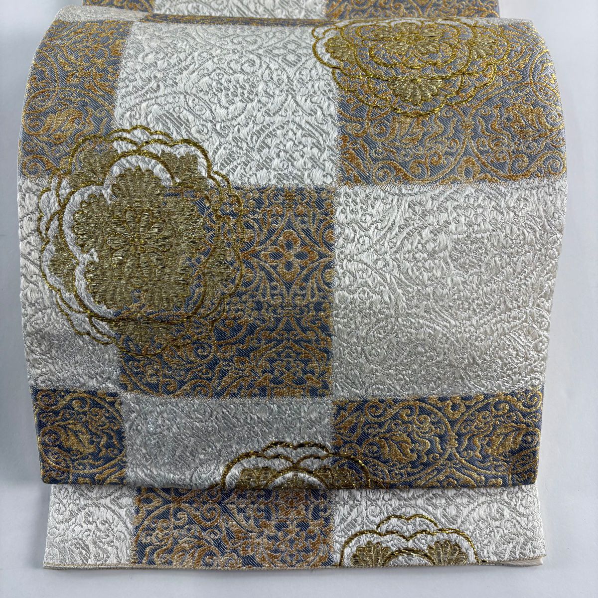 【美品】 袋帶 秀品級 華紋 市松樹 金絲 金金箔 白 六通 純蠶絲