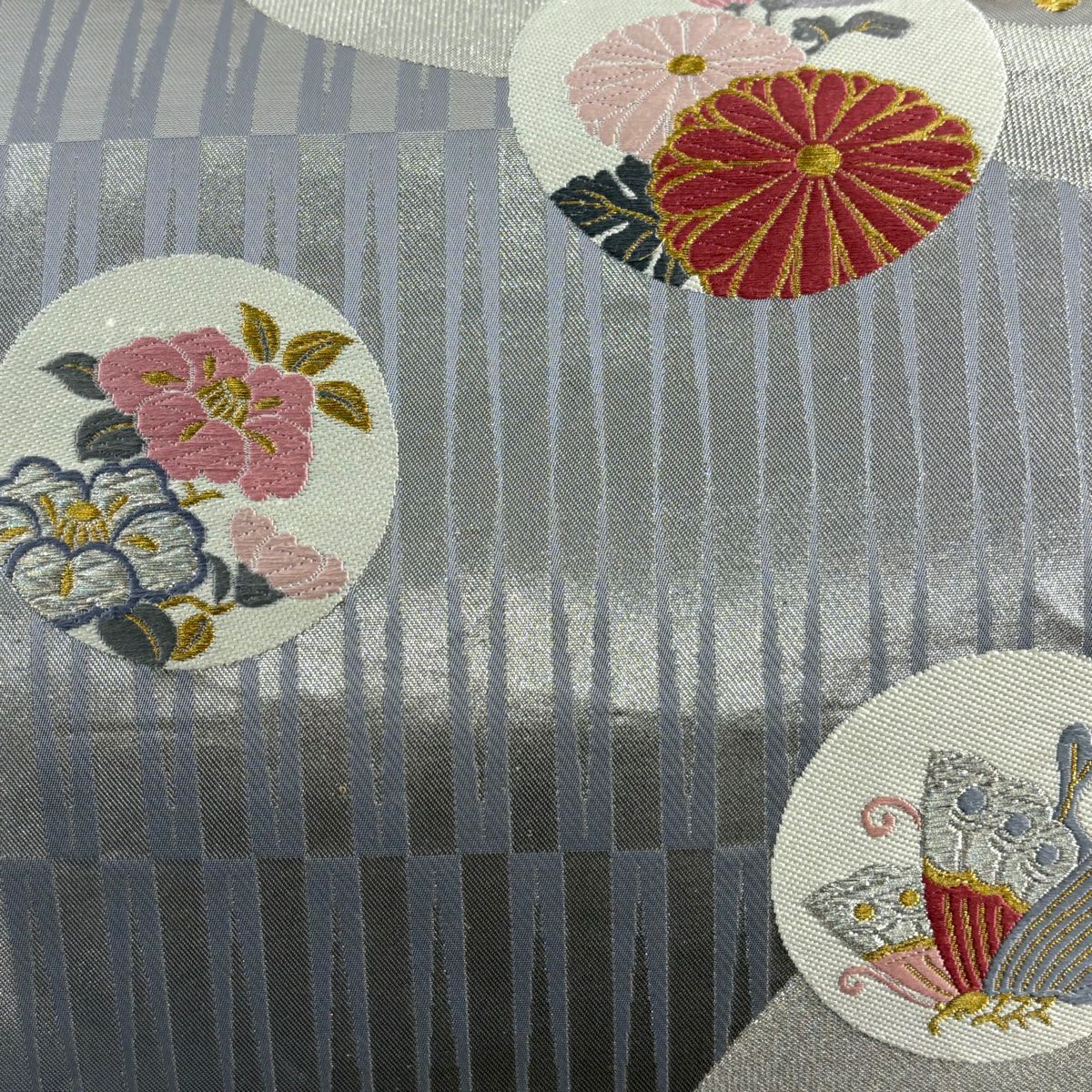 【美品】 袋帶 秀品級 關西仕立 雛菊花 蝴蝶 金銀彩 金金箔 銀色 六通 純蠶絲