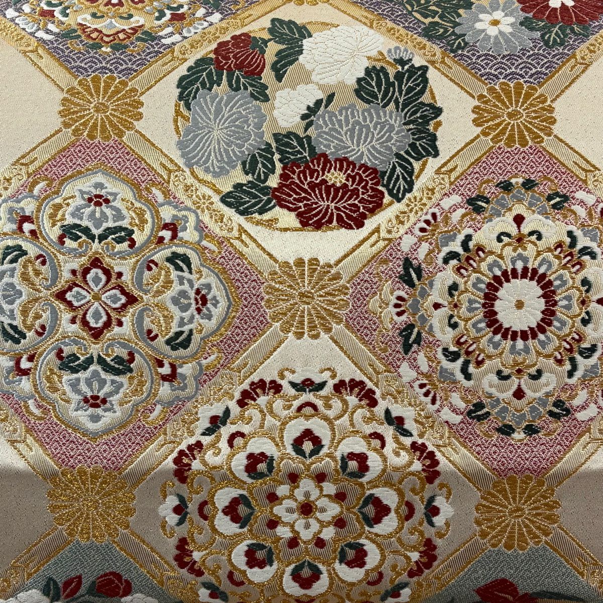 【美品】 袋帶 秀品級 菱花丸華紋 金絲 金金箔 米色 六通 純蠶絲