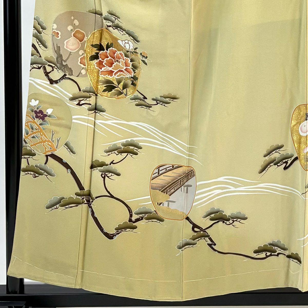 色留袖禮服 身長155.5cm 袖長63cm S 雙層 牡丹 松樹梅花 金絲 金銀彩 灰綠 純蠶絲 秀品級 一つ紋