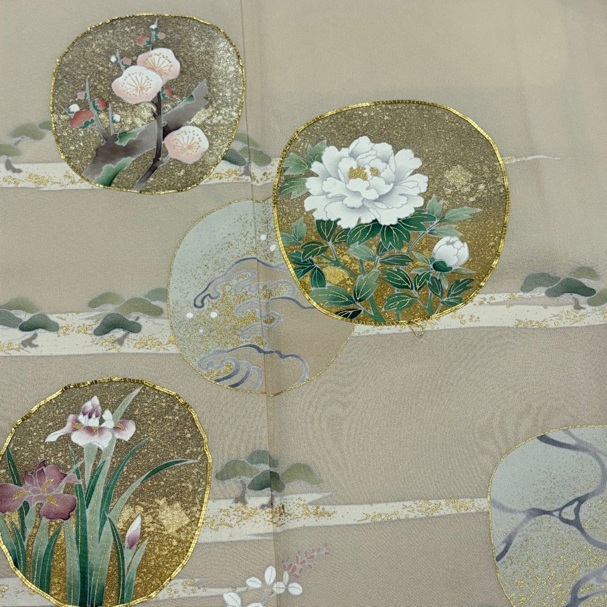 留袖禮服禮服 身長155cm 袖長63cm S 雙層 草花紋紋 松樹梅花 金絲 金銀彩 米色 純蠶絲 優品級 三つ紋