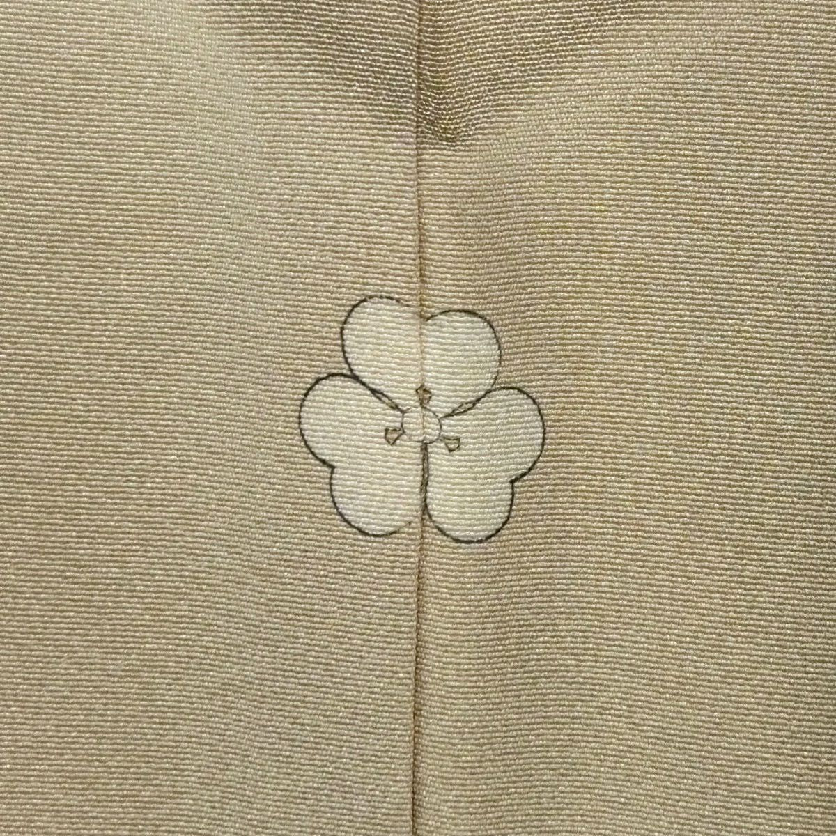 留袖禮服禮服 身長155cm 袖長63cm S 雙層 草花紋紋 松樹梅花 金絲 金銀彩 米色 純蠶絲 優品級 三つ紋