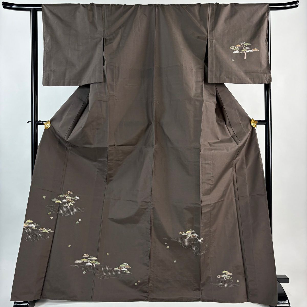 【美品】 付下 身長172cm 袖長65cm M 單層 紬織織 鈕襟 笠松樹 霞刺繡 茶綠 純蠶絲 秀品級