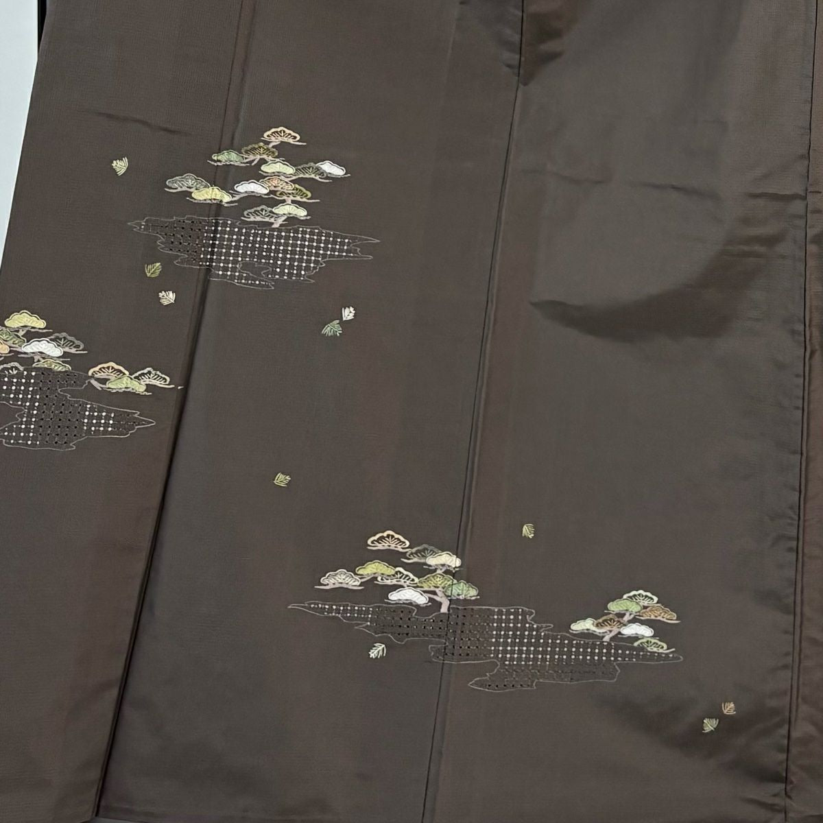 【美品】 付下 身長172cm 袖長65cm M 單層 紬織織 鈕襟 笠松樹 霞刺繡 茶綠 純蠶絲 秀品級