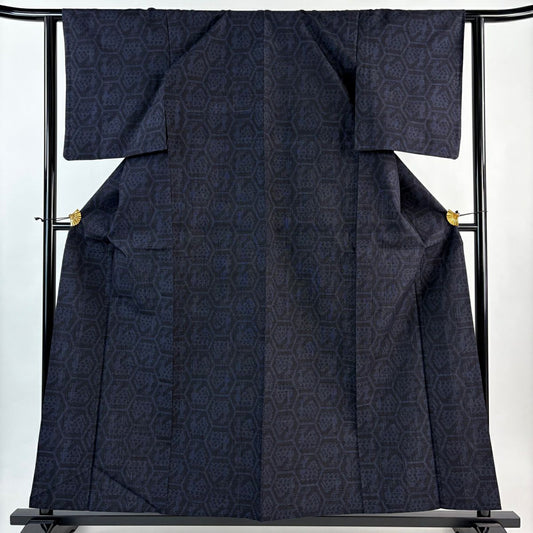 【美品】 紬織 身長157.5cm 袖長62.5cm S 單層 證書附帶 有栖川文 龜甲絣 深藍 純蠶絲 秀品級