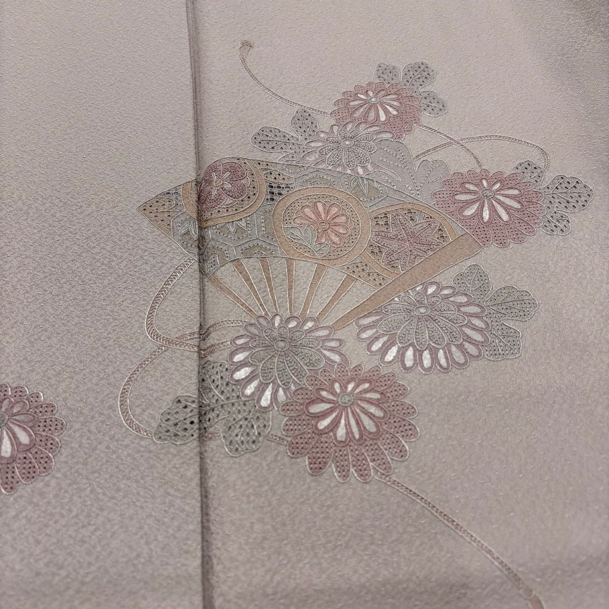 【美品】 付下 身長154cm 袖長66cm M 雙層 扇子菊花刺繡 淺豆色 純蠶絲 優品級