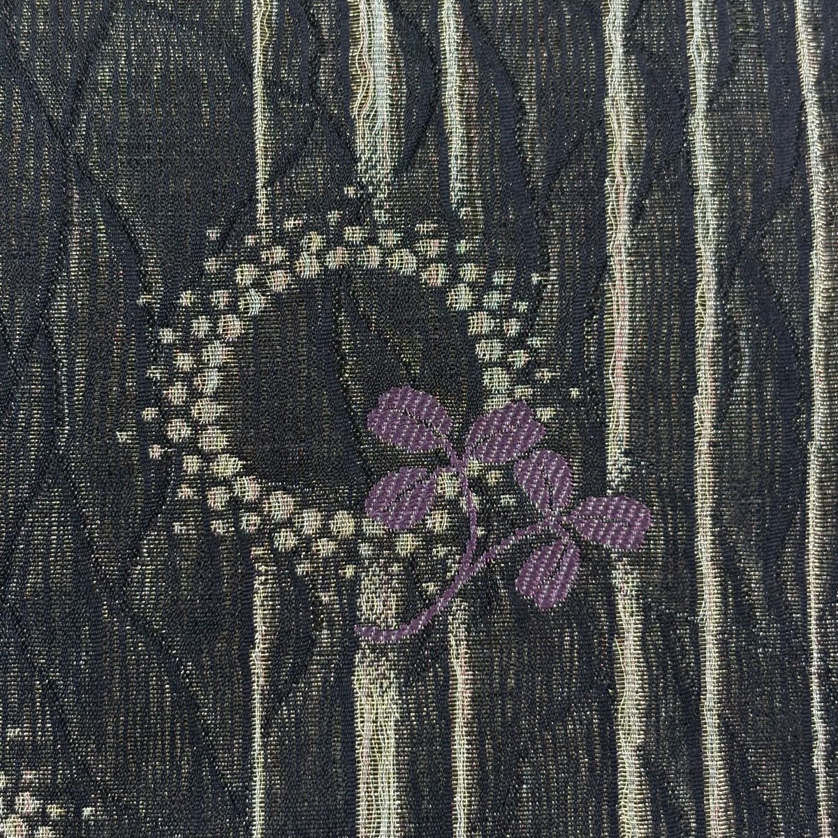 【美品】 袋帶 名品級 草花紋紋 縞 金絲 黑 六通 純蠶絲