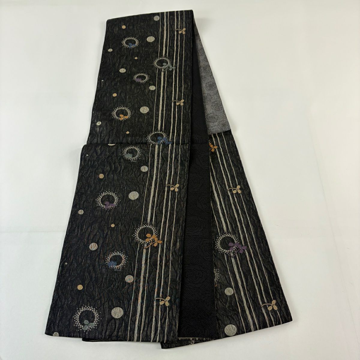 【美品】 袋帶 名品級 草花紋紋 縞 金絲 黑 六通 純蠶絲