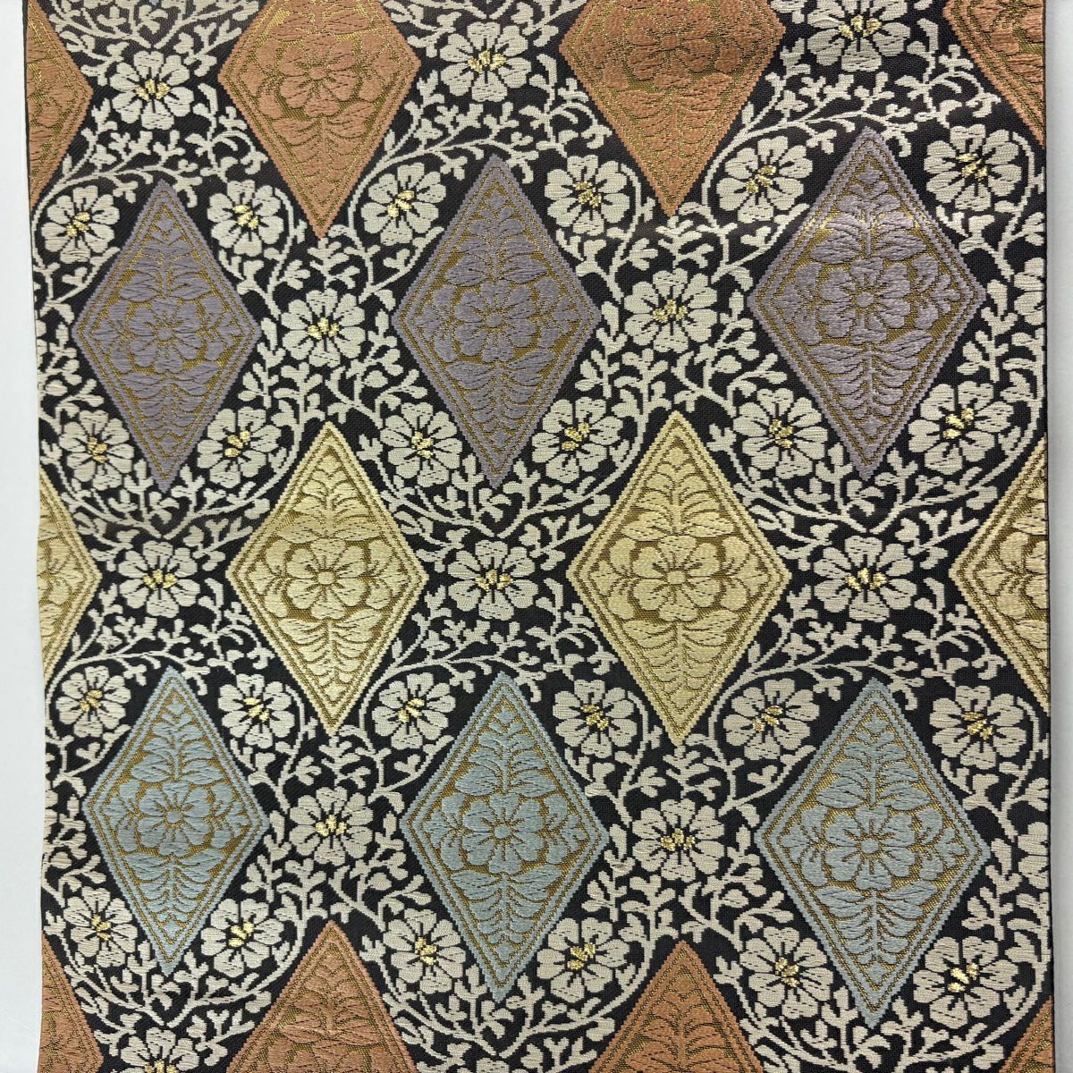 【美品】 袋帶 名品級 牡丹唐草紋菱紋 金絲 刺繡 灰茶 六通 純蠶絲