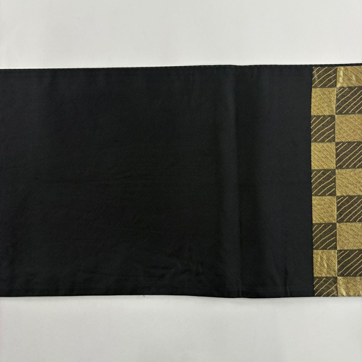 【美品】 袋帶 名品級 市松樹紋 斜紋 金金箔 金色 六通 純蠶絲