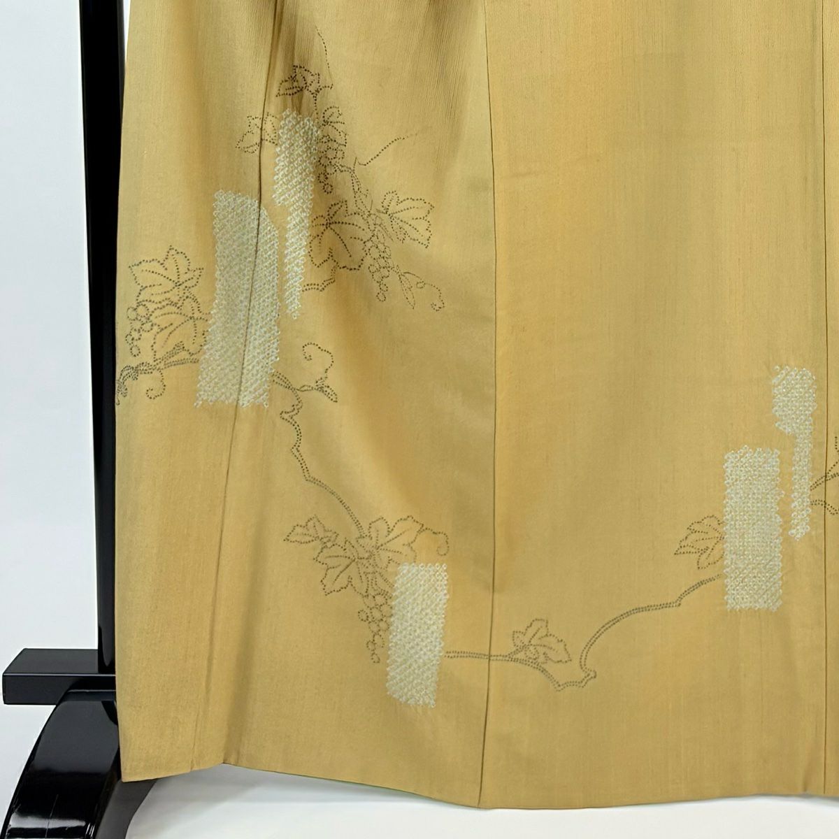 付下 身長164.5cm 袖長67.5cm L 雙層 落款 葡萄 短冊 絞染 刺繡 山吹茶 純蠶絲 名品級