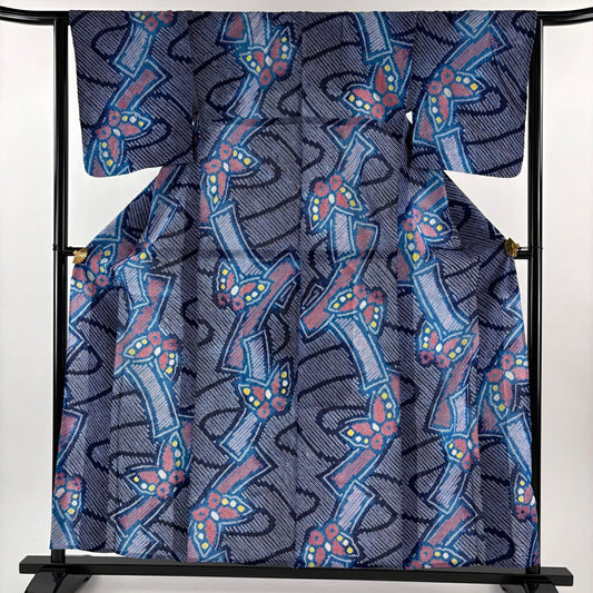 【美品】 浴衣 身長158.5cm 袖長63cm S 絞染浴衣 蝶 流水 深藍 純蠶絲 名品級