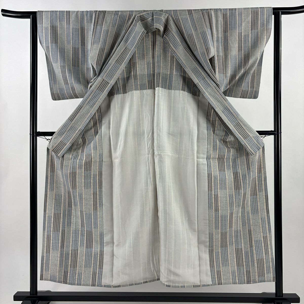 【美品】 紬織 身長153.5cm 袖長62cm S 單層 縱條 灰茶 純蠶絲 名品級