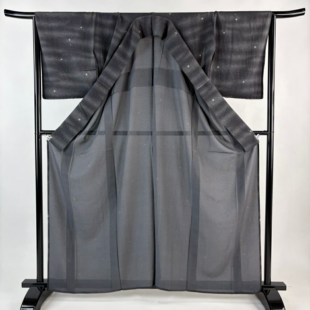 【美品】 小紋 身長162cm 袖長67.5cm L 薄物 絽 ますいわ屋 梅花 霞 墨色 純蠶絲 名品級