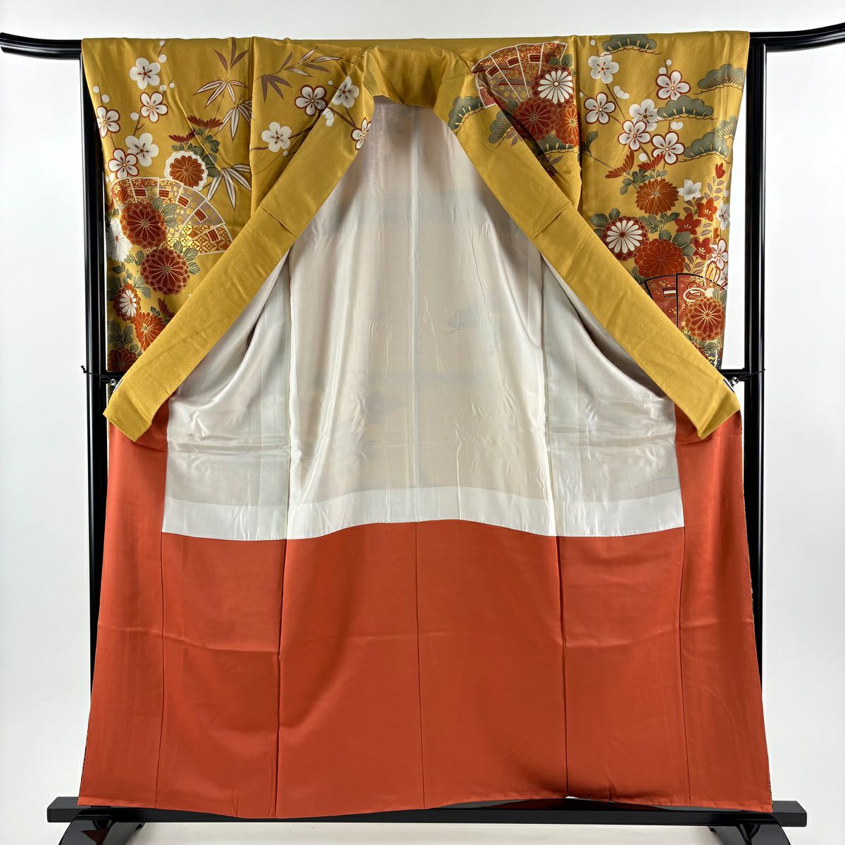 【美品】振袖禮服 身長159cm 袖長65cm M 雙層 桧扇子 松樹竹子梅花 金通 金絲 黃土 純蠶絲 逸品級