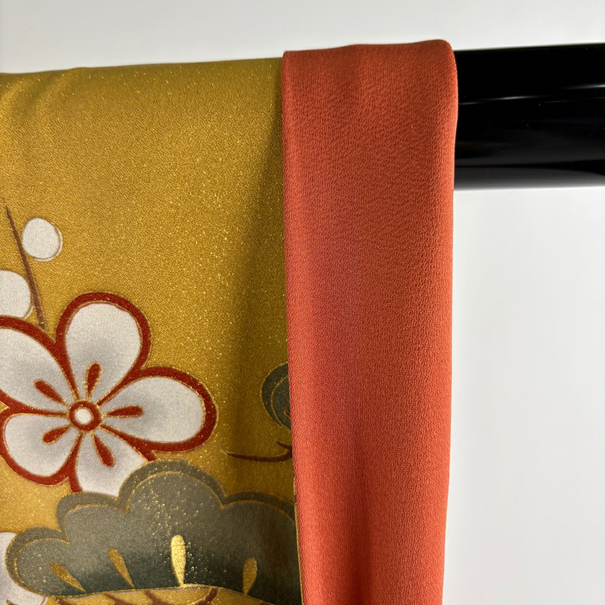 【美品】振袖禮服 身長159cm 袖長65cm M 雙層 桧扇子 松樹竹子梅花 金通 金絲 黃土 純蠶絲 逸品級