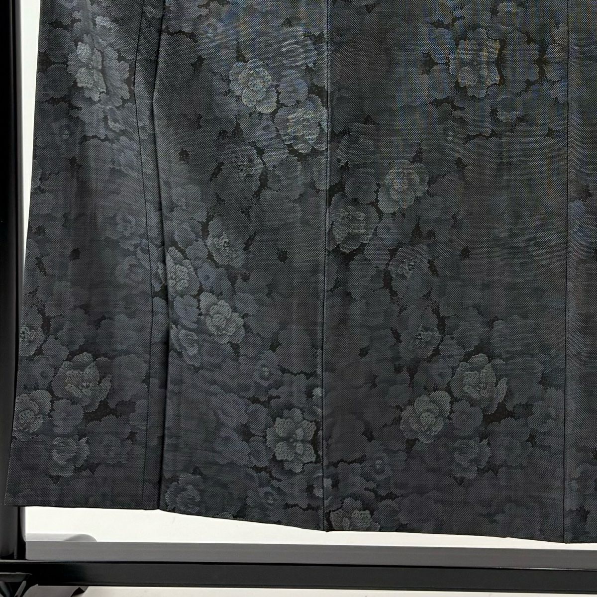 【美品】 大島紬織 身長155.5cm 袖長63.5cm S 雙層 都喜ヱ門 純泥染 證書附 花紋 墨色 純蠶絲 逸品級