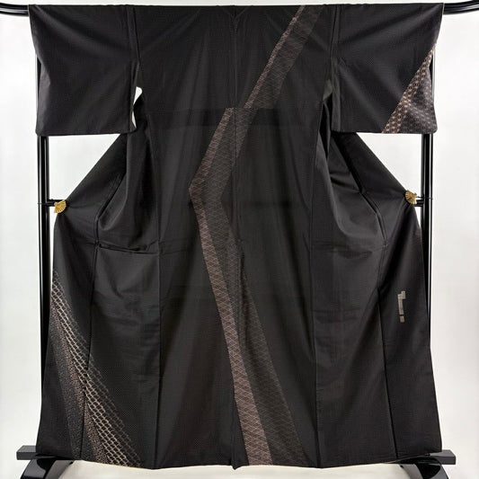 【美品】 付下 身長162cm 袖長68cm L 雙層 川村久太郎 紬織織 落款あり 紗綾形 青海波 刺繡 黑 純蠶絲 逸品級