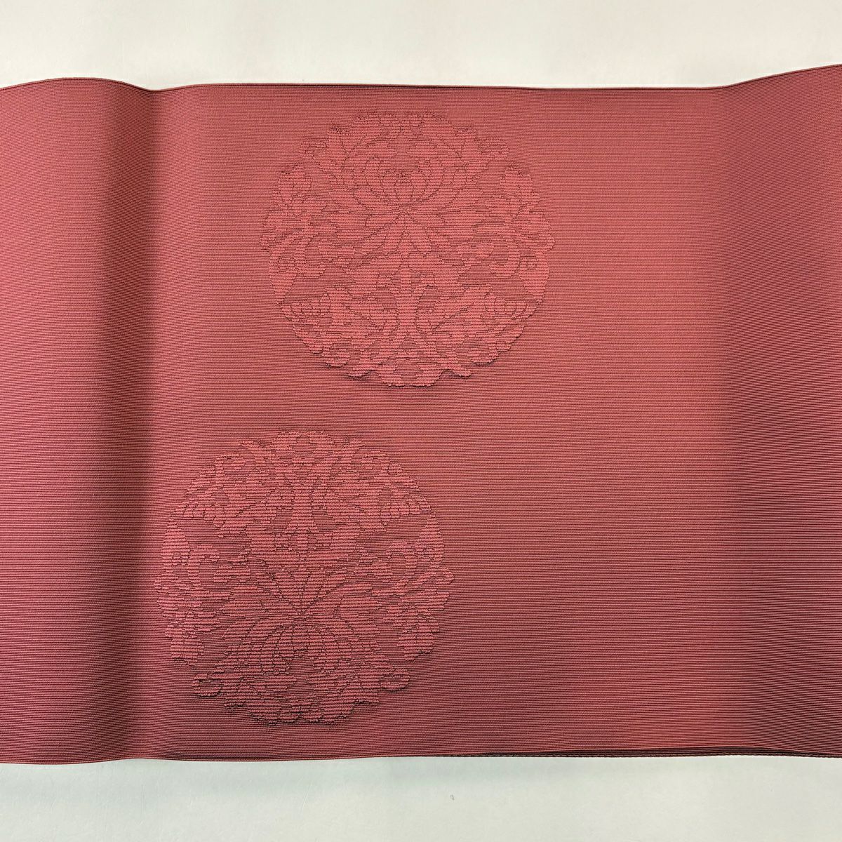 【美品】 名古屋帶 逸品級 附盒 松樹葉仕立 華紋 能衣丸文 經織 薄小豆 純蠶絲