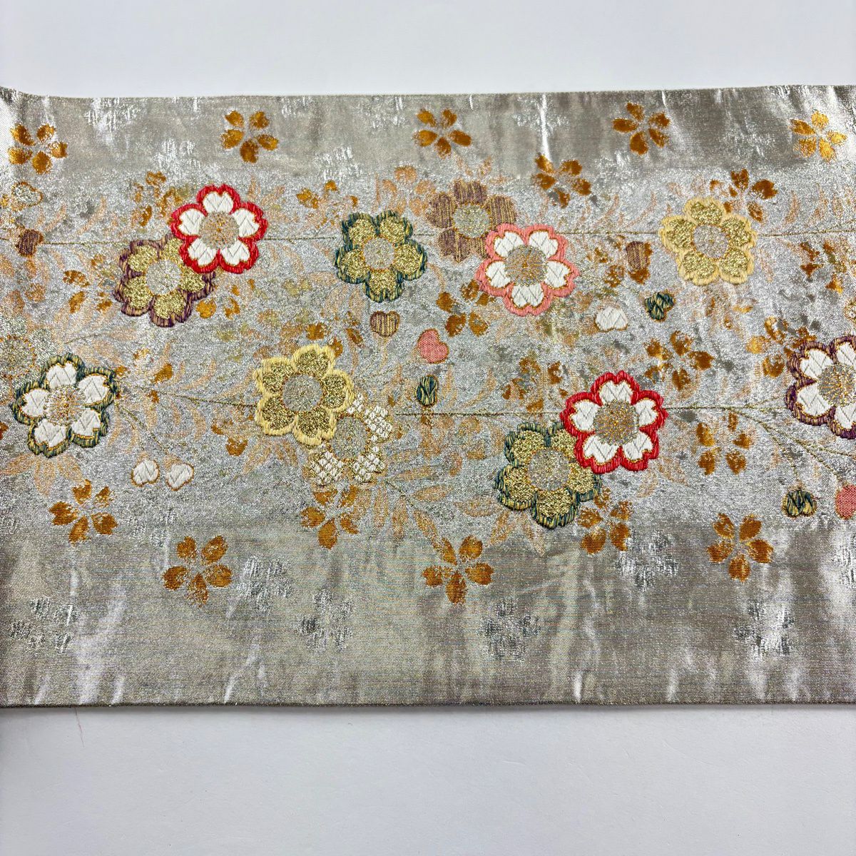 【美品】 袋帶 秀品級 献上枝垂櫻紋 金金箔 唐織 銀色 六通 純蠶絲
