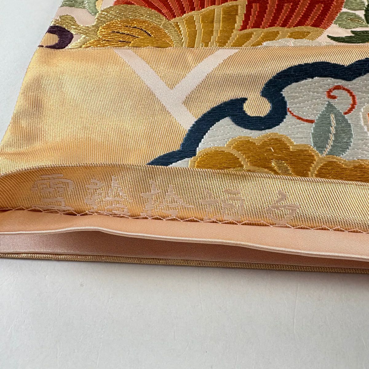 袋帶 秀品級 雪輪桧垣紋 花蝶 金金箔 唐織 米色 六通 純蠶絲
