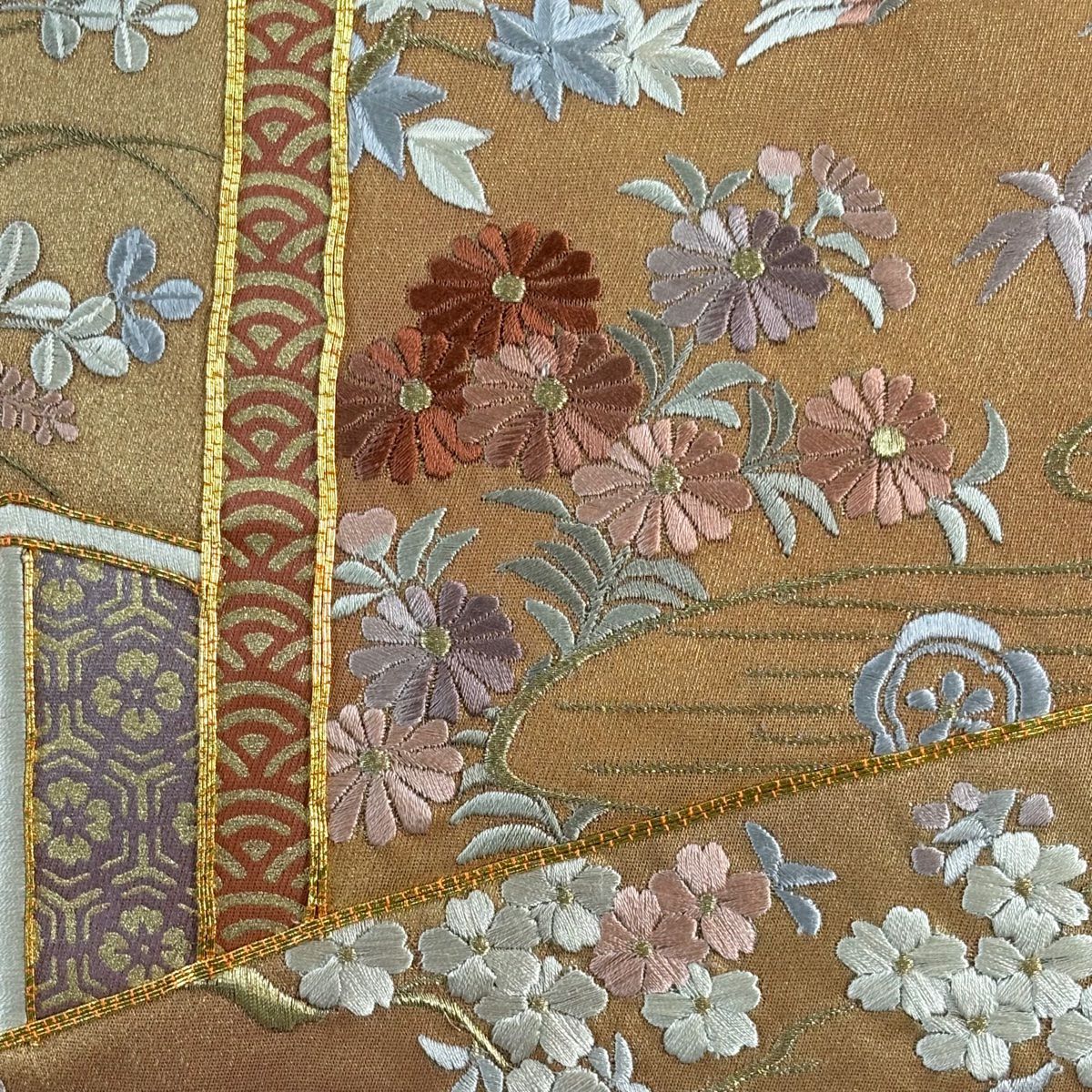 袋帶 秀品級 關西仕立 松樹竹子梅花 御所車 金金箔 刺繡 淡茶 純蠶絲
