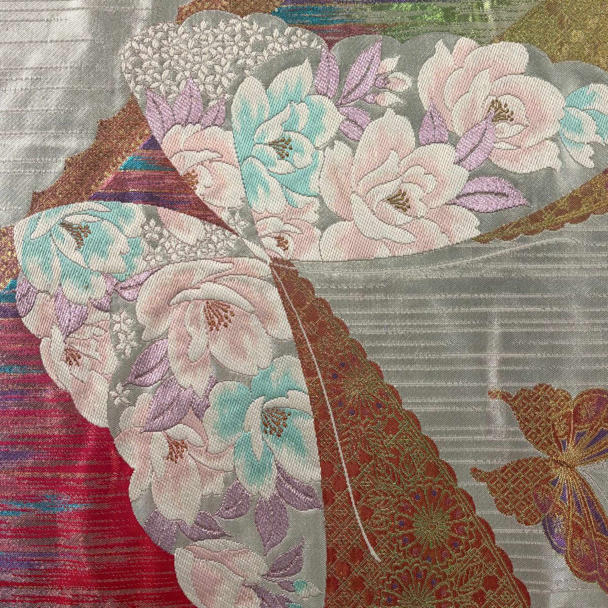 【美品】 袋帶 秀品級 草花紋紋 蝶 刺繡 金金箔 銀 六通 純蠶絲