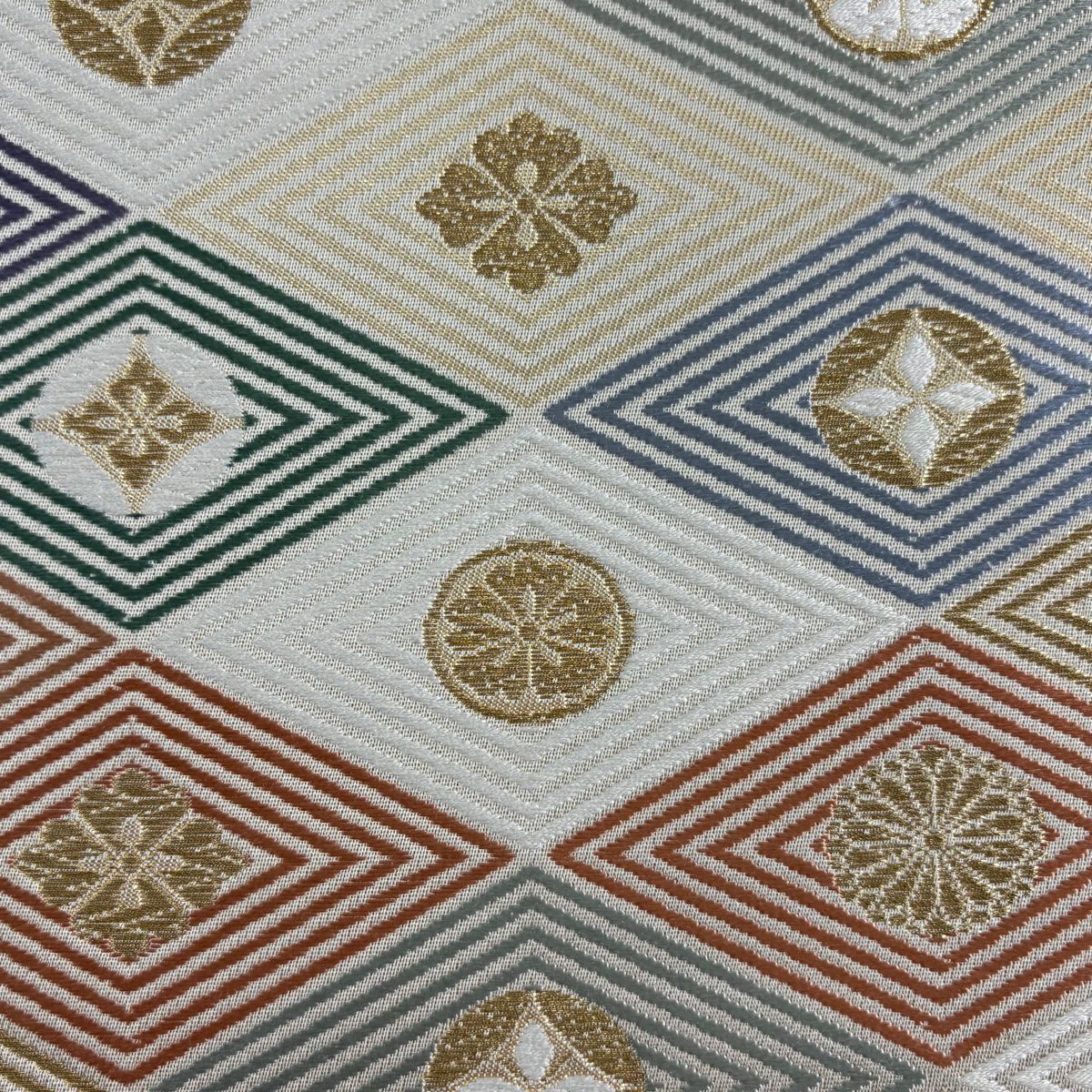 【美品】 袋帶 秀品級 入子菱 花菱 金絲 金金箔 米色 六通 純蠶絲