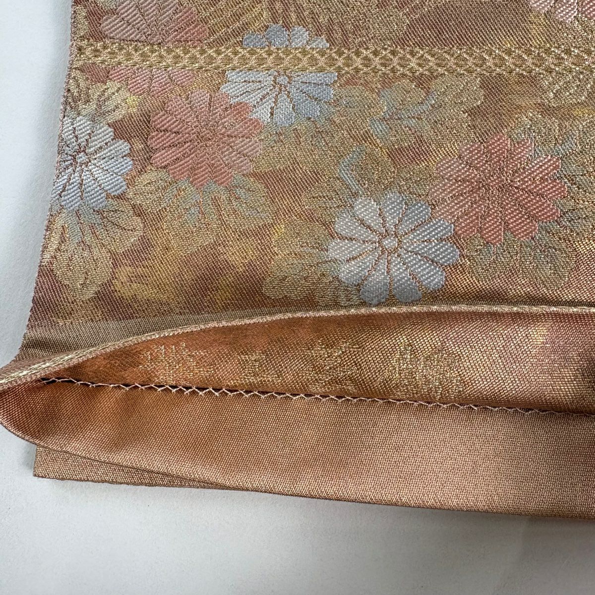 【美品】 袋帶 秀品級 關西仕立 雜梅花 菊花花 金絲 金金箔 橙色 六通 純蠶絲