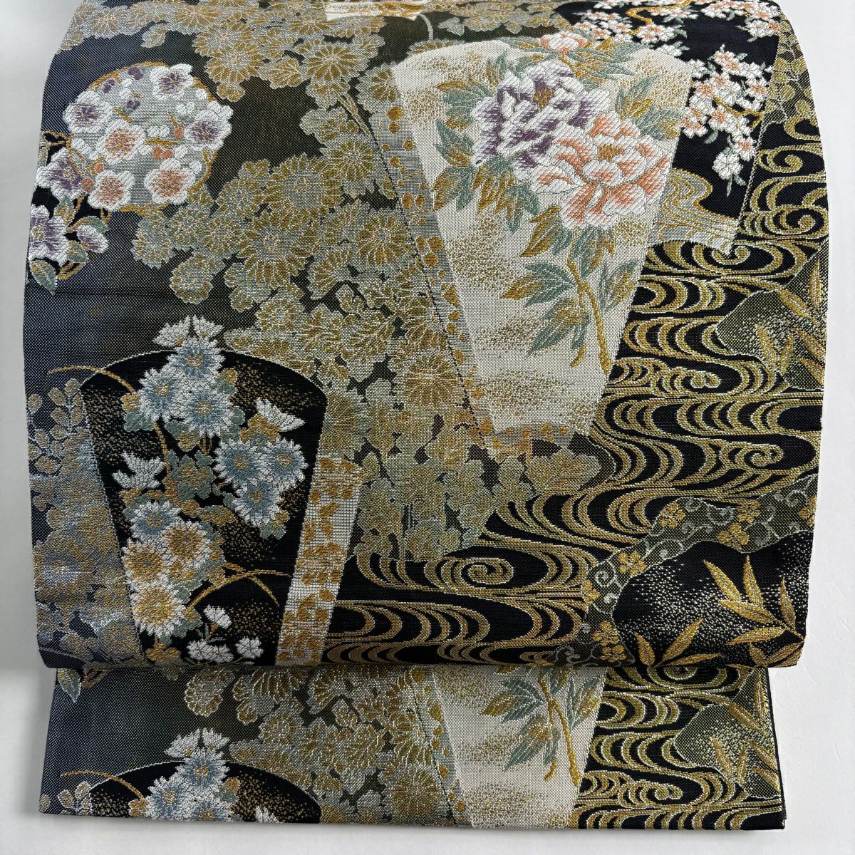 【美品】 袋帶 秀品級 江戶琳派 菊花 観世水 金絲 金金箔 黑 六通 純蠶絲
