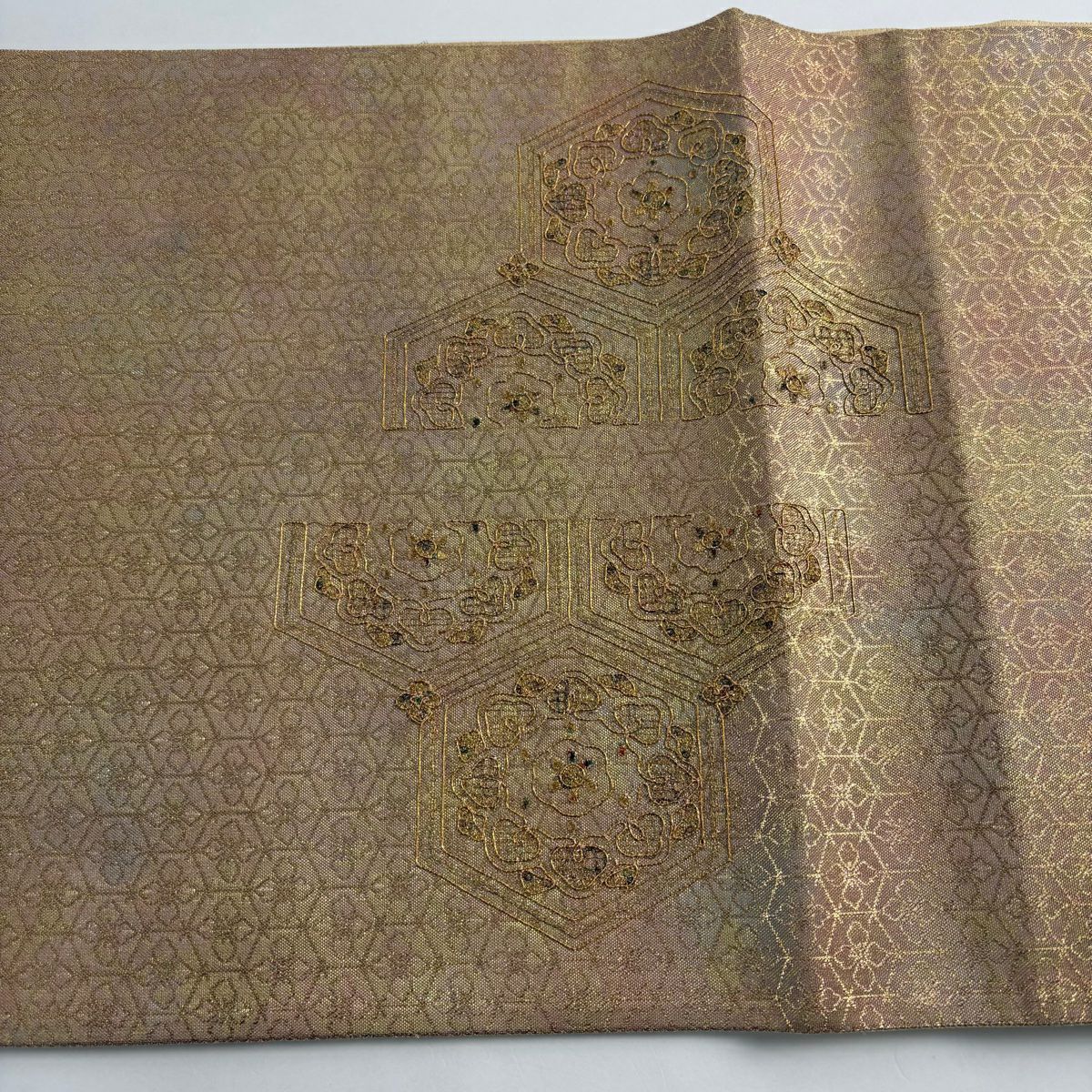 【美品】 袋帶 秀品級 華紋 花 金絲 金金箔 淺橙色 大鼓圖案 純蠶絲
