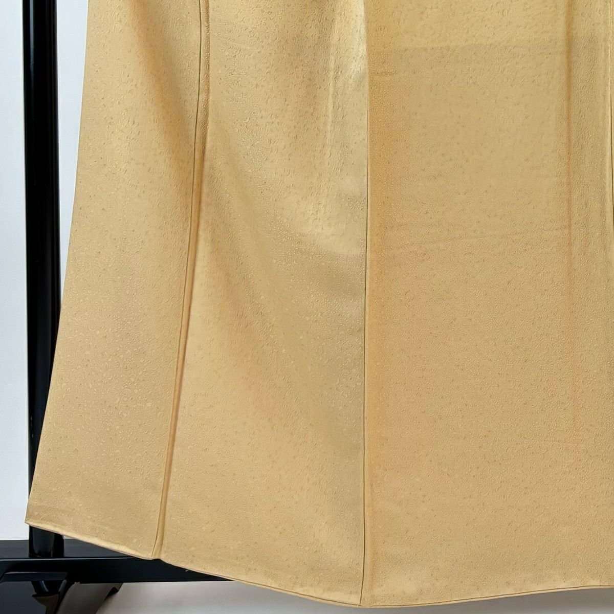【美品】 留袖禮服禮服 身長160cm 袖長64.5cm M 雙層 甲斐泰造 落款あり 地紋 薄橙色 純蠶絲 名品級