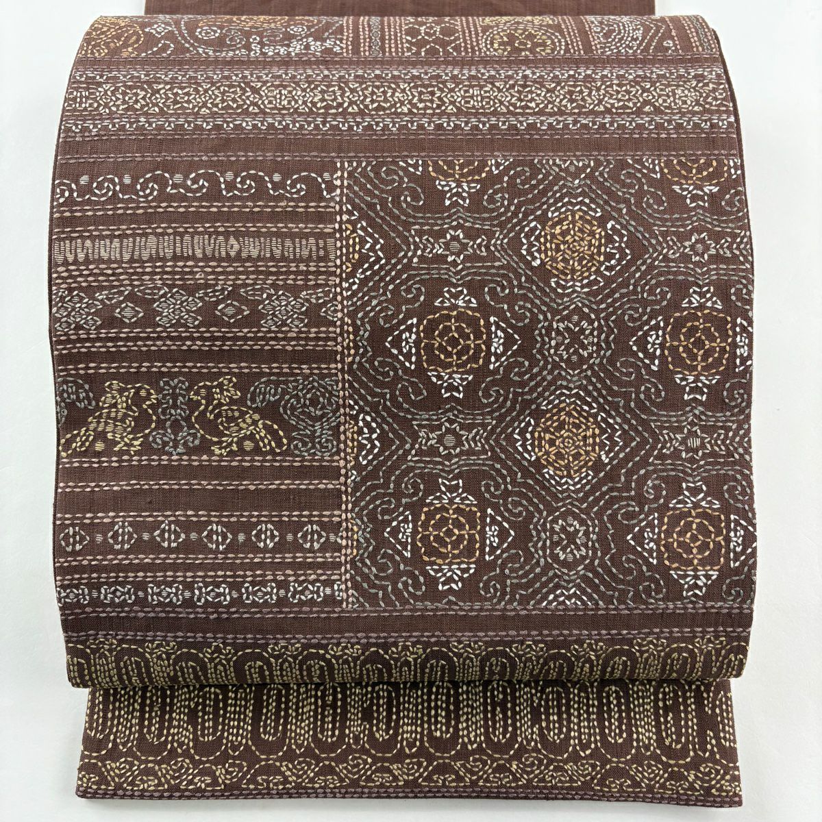 【美品】 袋帶 逸品級 華紋 花鳥 刺繡 小豆 深紅 六通 純蠶絲