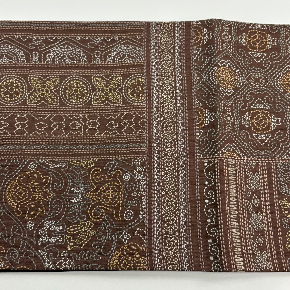 【美品】 袋帶 逸品級 華紋 花鳥 刺繡 小豆 深紅 六通 純蠶絲