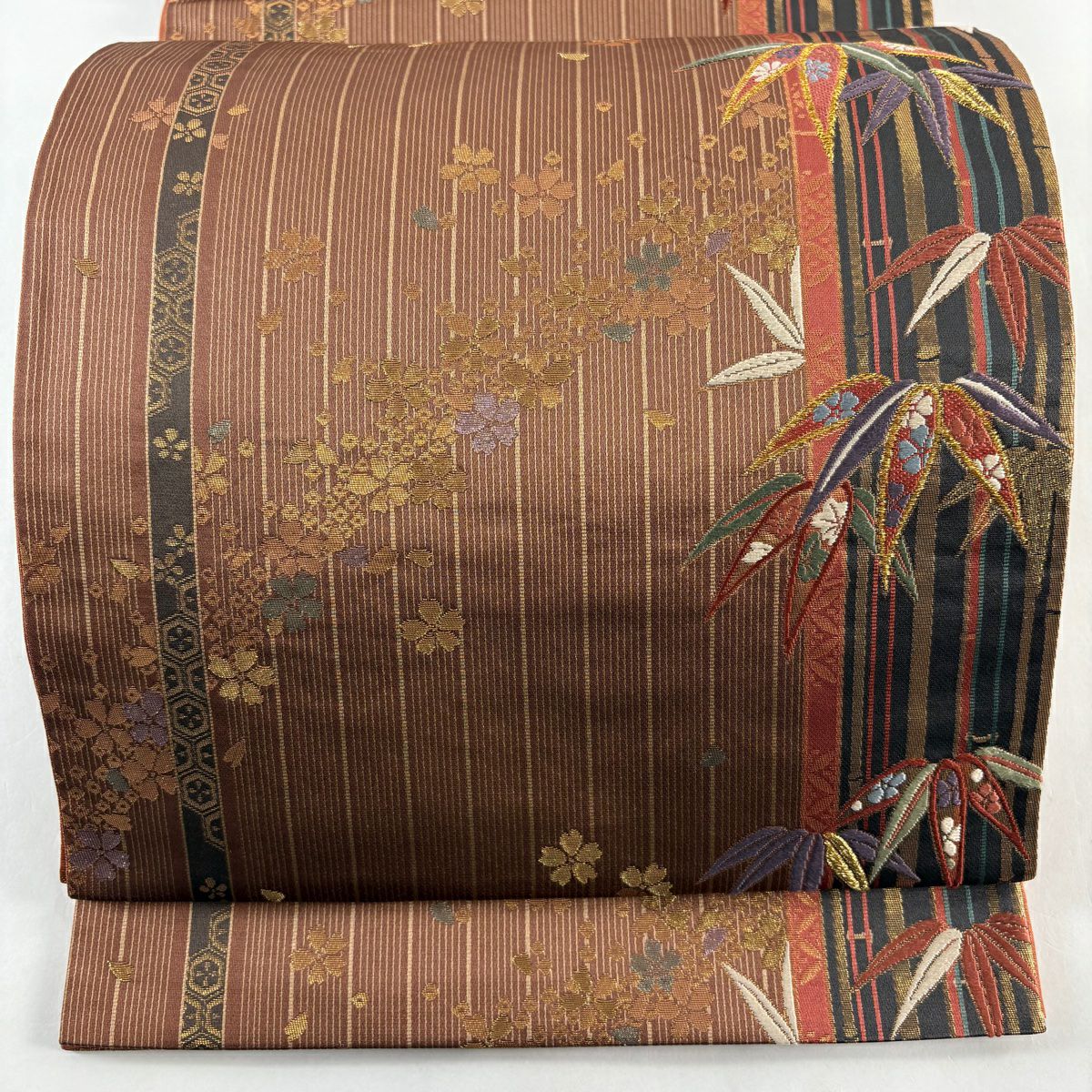 袋帶 秀品級 鈴乃屋 笹 櫻花 刺繡 金金箔 紅茶 六通 純蠶絲