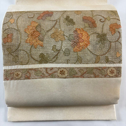 袋帶 秀品級 花唐草紋 刺繡 金彩裝飾 米色 お太鼓圖案 純蠶絲
