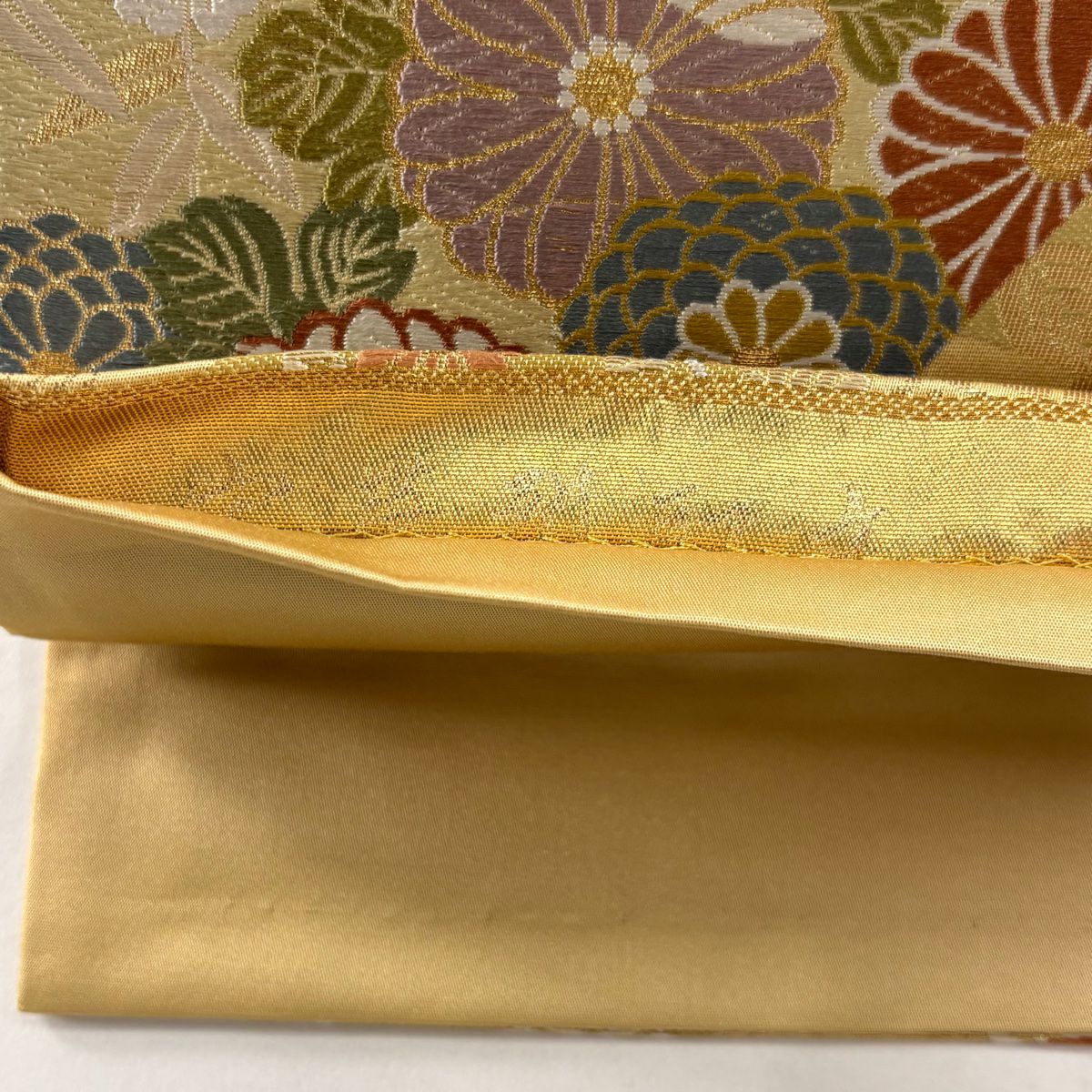 【美品】 袋帶 秀品級 華紋 仙鶴 唐織 金金箔 淡黃土 深色 六通 純蠶絲