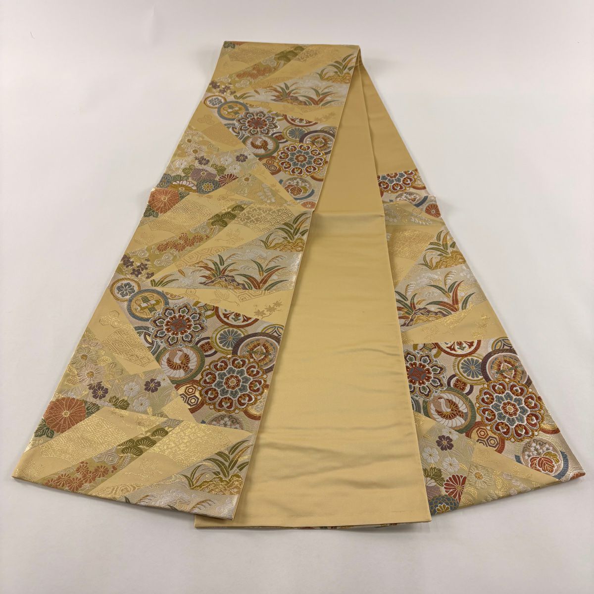 【美品】 袋帶 秀品級 華紋 仙鶴 唐織 金金箔 淡黃土 深色 六通 純蠶絲