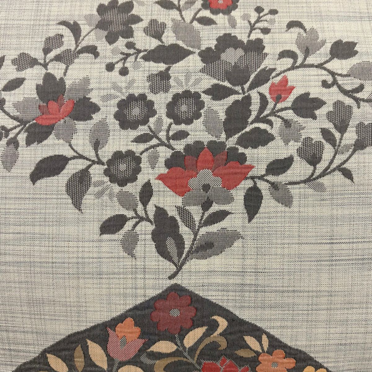 【美品】 袋帶 秀品級 草花紋紋 菱形 灰色 六通 純蠶絲