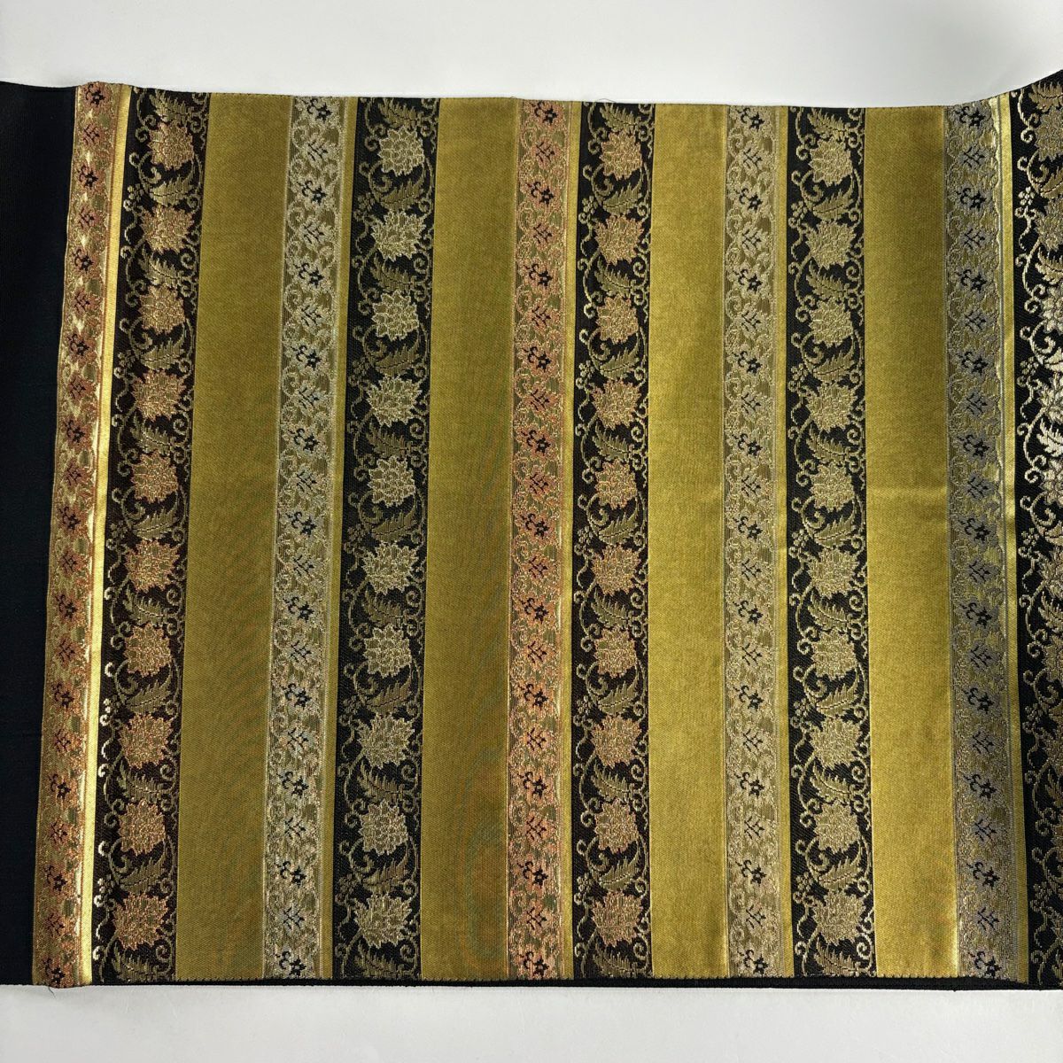 【美品】 袋帶 秀品級 名物裂間道 本金金箔 金色 大鼓圖案 純蠶絲
