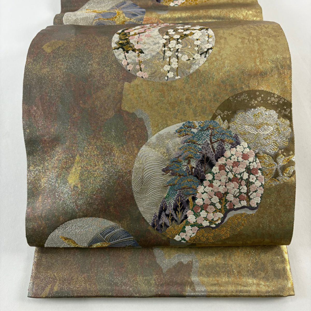【美品】 袋帶 秀品級 圓窗清雅紋 金絲 金金箔 金 六通 純蠶絲