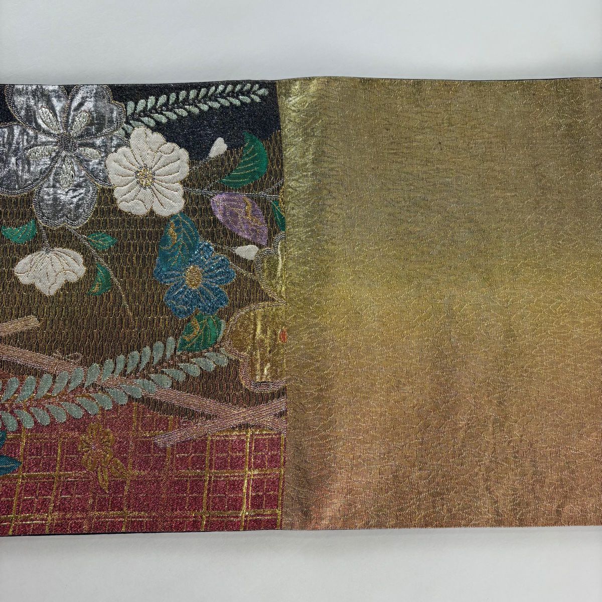 【美品】 袋帶 秀品級 草花紋 格子 金金箔 金絲 朱 純蠶絲
