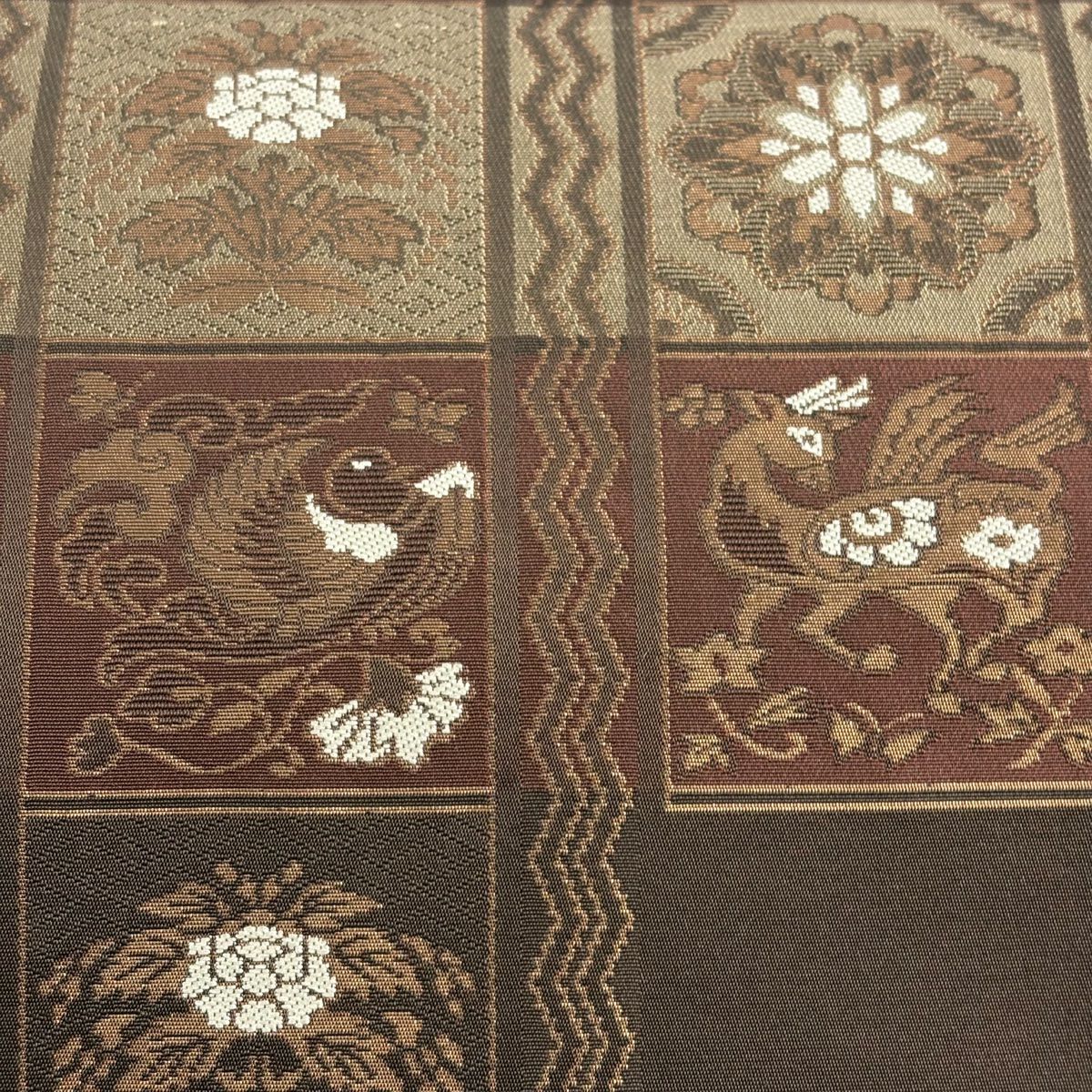 【美品】 名古屋帶 秀品級 草花紋紋 動物 金金箔 焦茶 純蠶絲