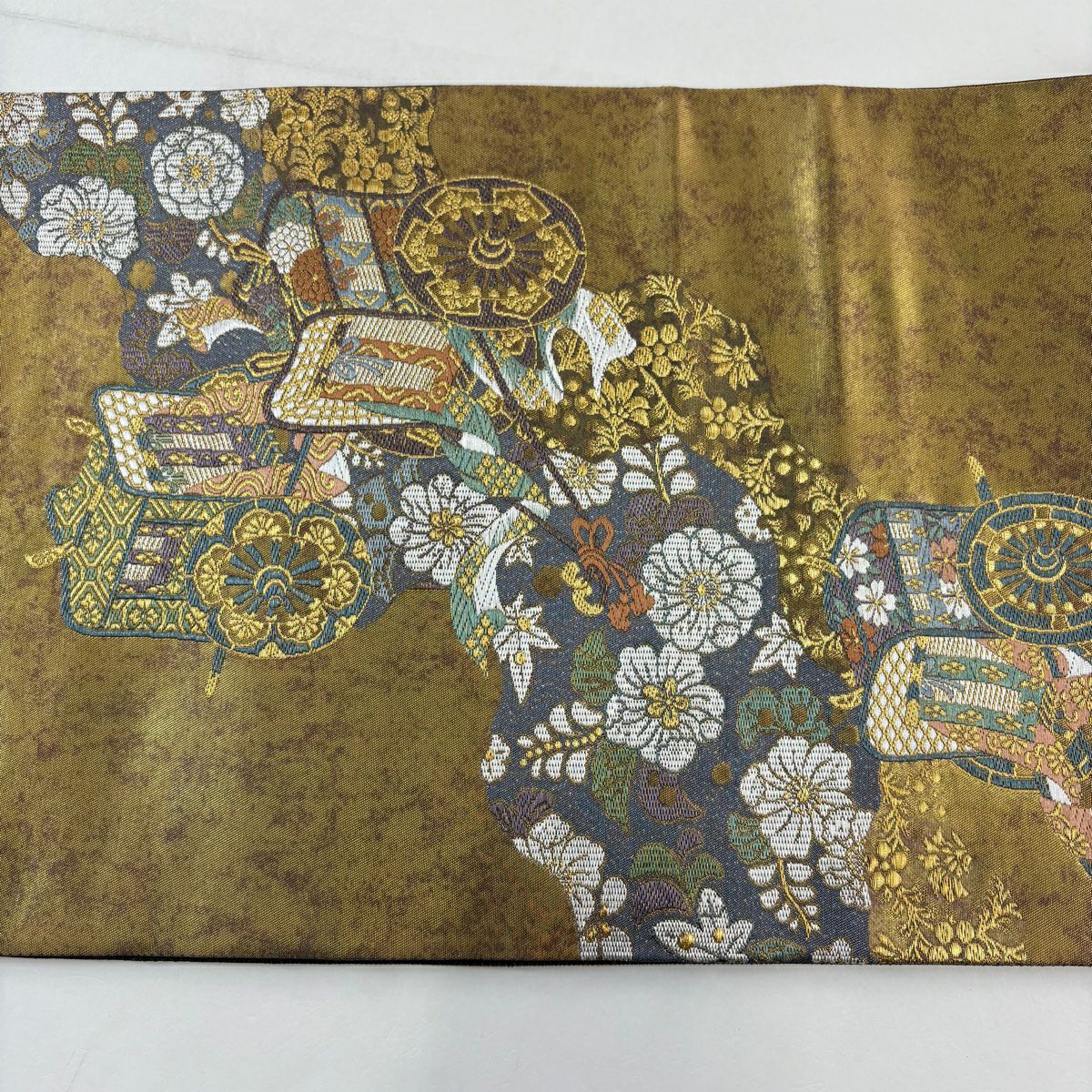 【美品】 袋帶 秀品級 大和 御所車 道長取 金絲 金金箔 金色 六通 純蠶絲