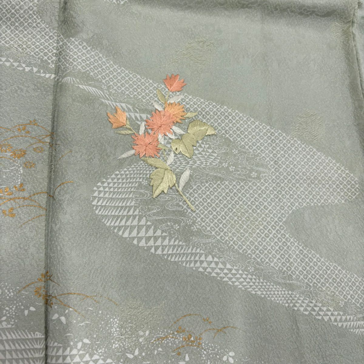 訪問服 身長161cm 袖長64cm M 雙層 草花紋紋 霞 刺繡 金彩裝飾 灰綠 純蠶絲 秀品級