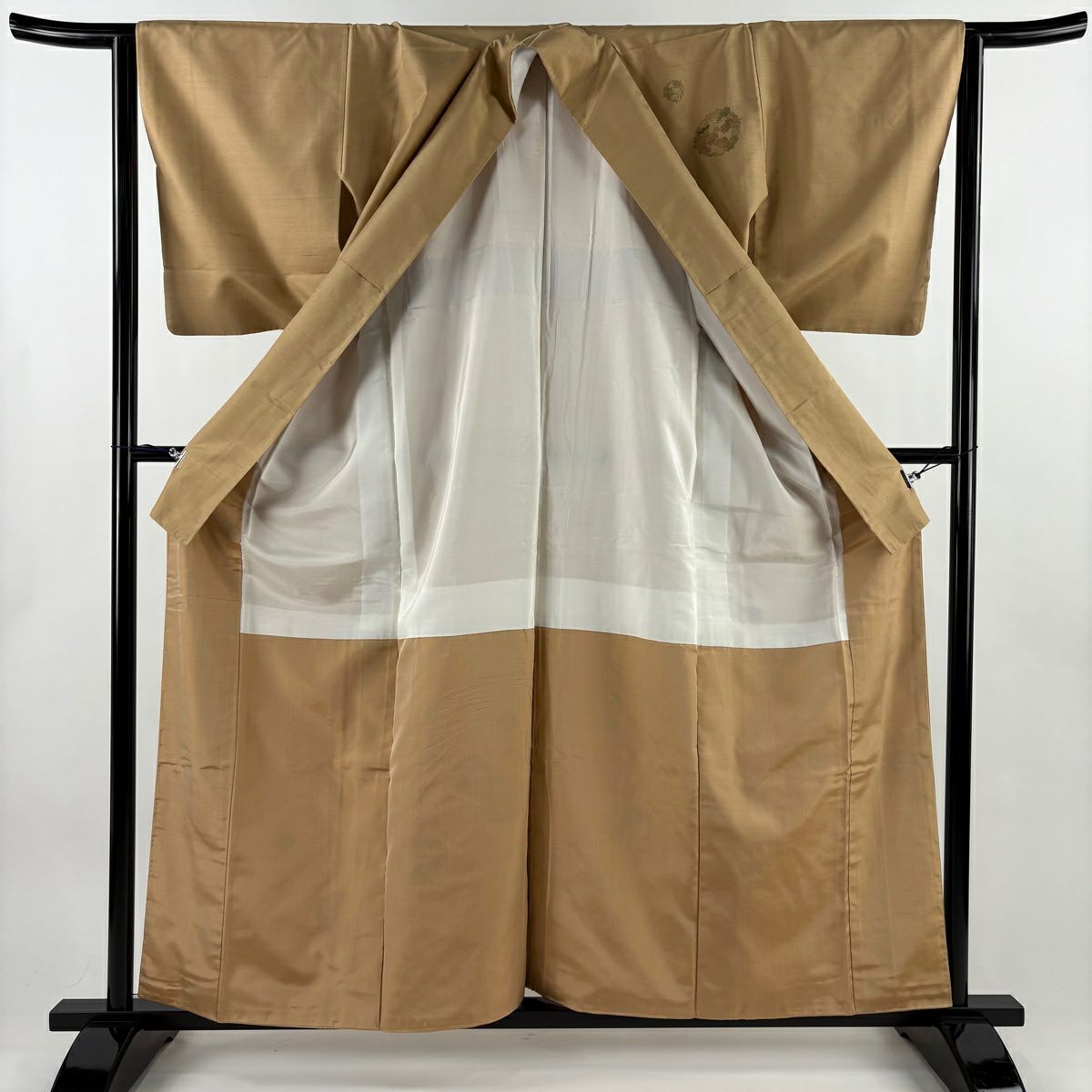【美品】 付下 身長157.5cm 袖長63cm S 雙層 紬織織 菱屋六右衛門 落款あり 証紙あり 花丸紋 薄茶 純蠶絲 秀品級 一つ紋