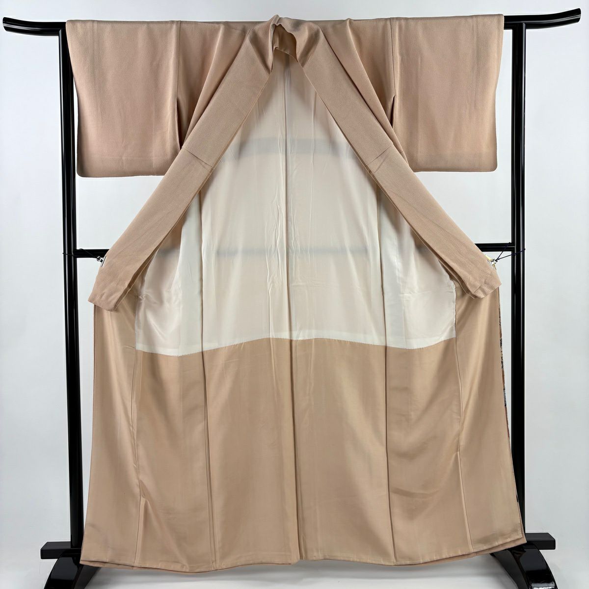 色留袖禮服 身長161.5cm 袖長63cm S 雙層 內襯棉仕立 辻花染 絞染 粉米色 純蠶絲 秀品級 三つ紋